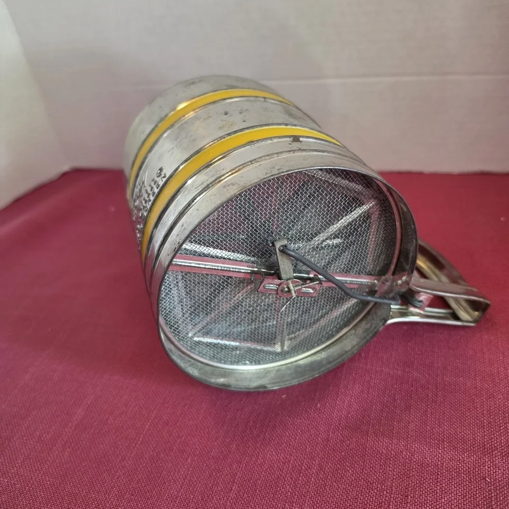 Vintage Foley Sift-Chine Triple Screen Sifter 2 YELLOW Bands Good Shape Works